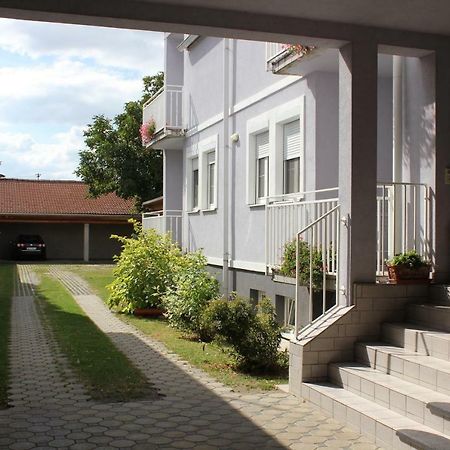 Appartement Berni Strebersdorf Eksteriør bilde