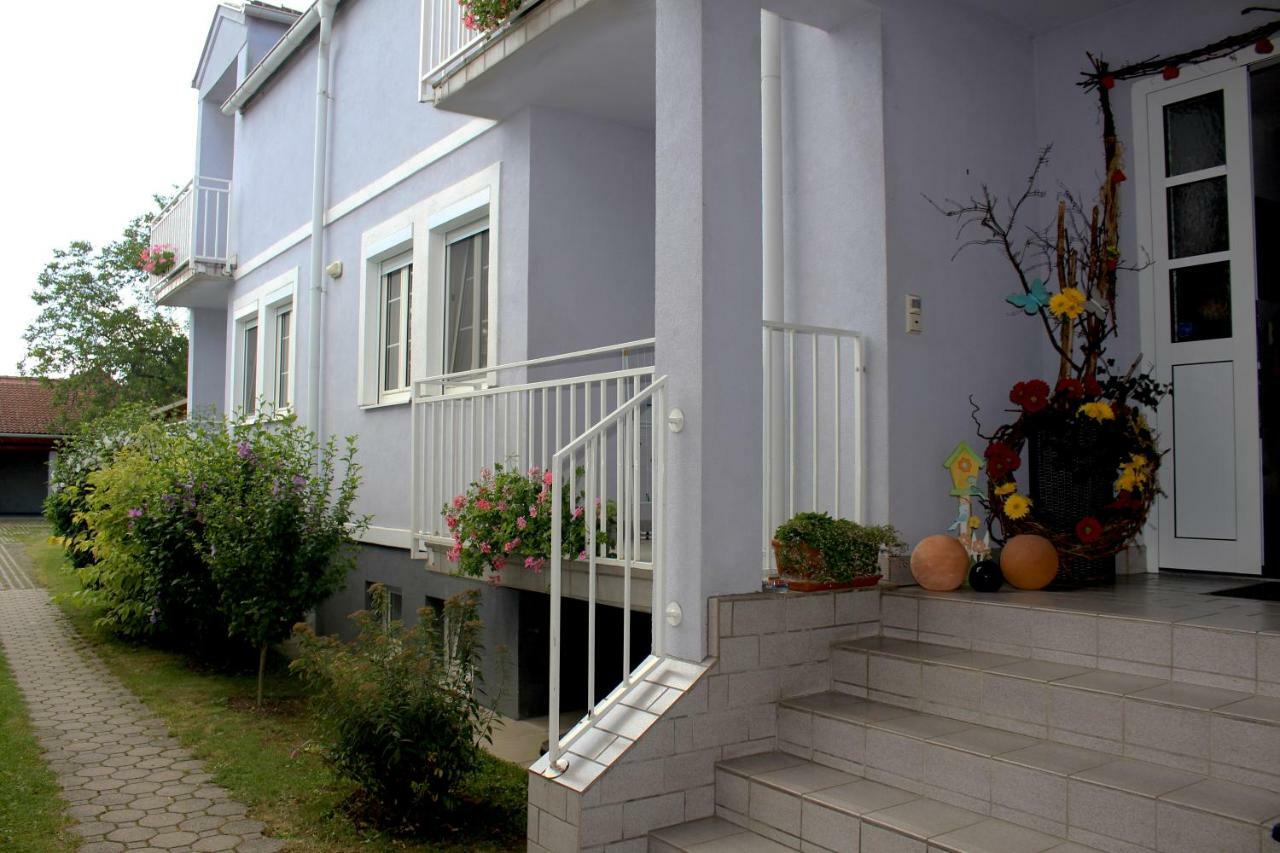 Appartement Berni Strebersdorf Eksteriør bilde