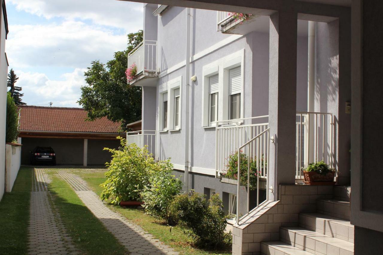 Appartement Berni Strebersdorf Eksteriør bilde